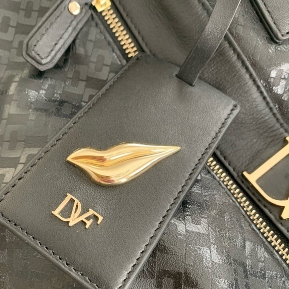 DVF Authentic Black/gold Weekender Simone Collection bag EXCLUDES SHOULDER STRAP - Picture 8 of 16